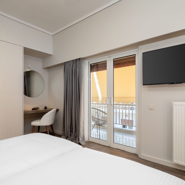 beehive apartments kipseli athens two singles bedroom with balcony