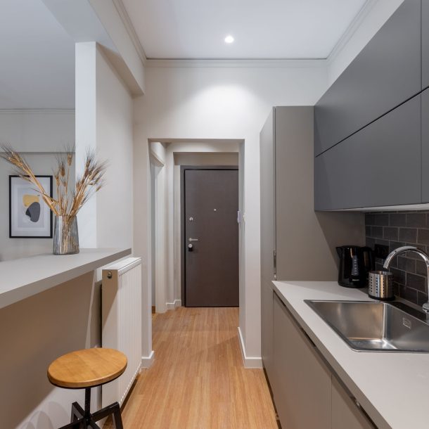 beehive apartments kipseli athens kitchen