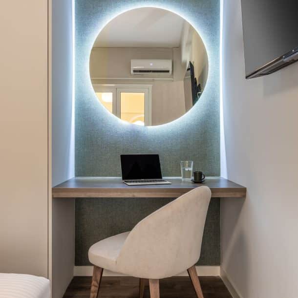 beehive apartments kipseli athens desk area